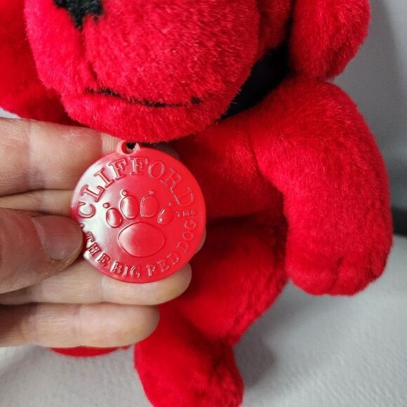 Scholastic Clifford The Big Red Dog 8" Plush New York - Picture 2 of 4